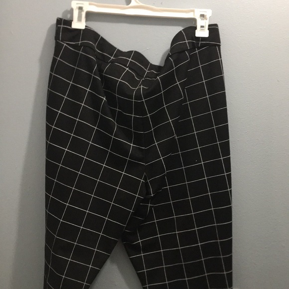 Pants - Picture 4 of 4